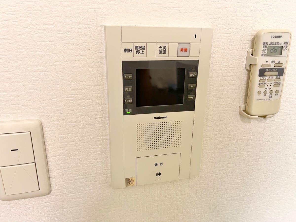 ★SステイRH難波リュクス★インターネットWi-Fiレンタル可★浴室暖房乾燥機・独立洗面化粧台・ウォシュレット・ガス２口K・セミダブルベッド★