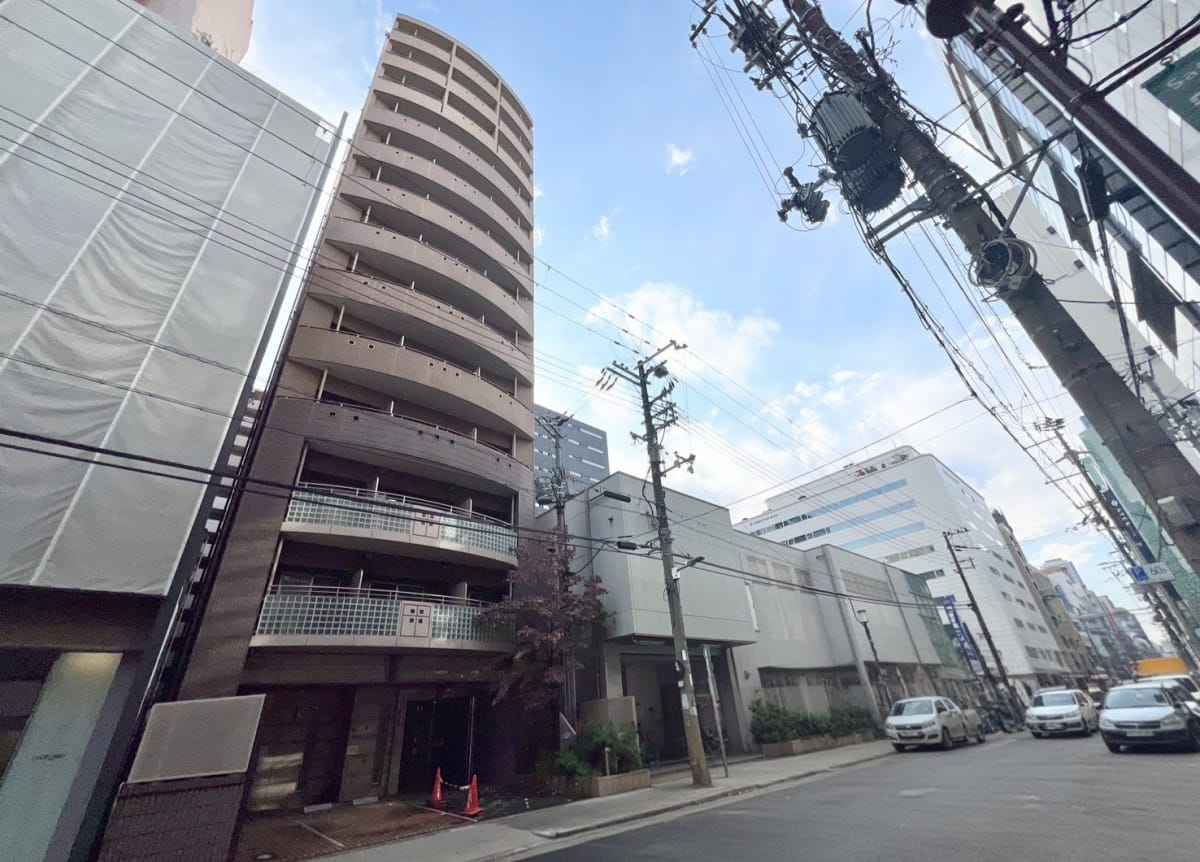 ★SステイCH堺筋本町【禁煙ルーム・１R・セミダブルベッド・】★インターネッ トWi-Fiレンタル可★独立洗面台・浴室乾燥機・温水洗浄便座・ガス2口キッチン など設備充実★