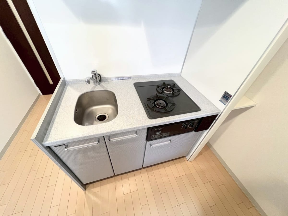 ★SステイCH堺筋本町【禁煙ルーム・１R・セミダブルベッド・】★インターネッ トWi-Fiレンタル可★独立洗面台・浴室乾燥機・温水洗浄便座・ガス2口キッチン など設備充実★