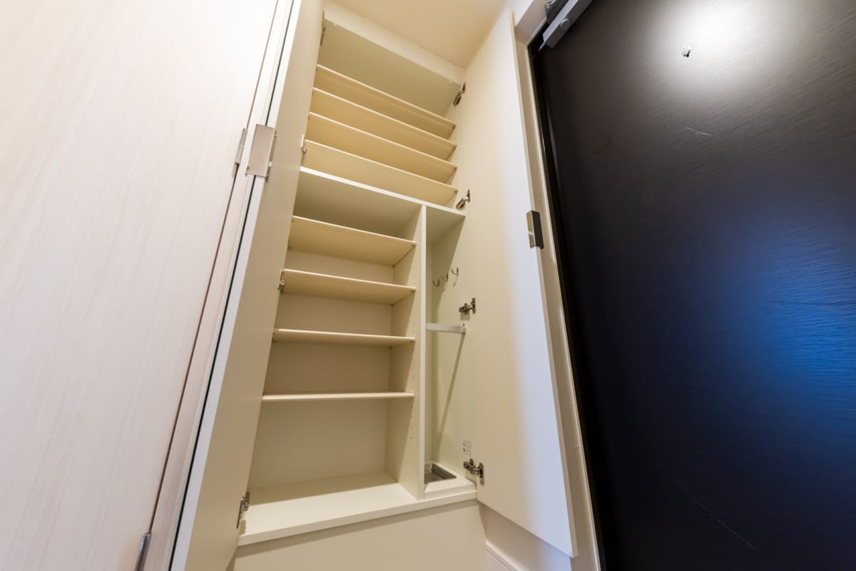 ★SステイPS新大阪ジェイズ【禁煙ルーム・1LDK・Wi-Fi無料・ダブルベッド】★独立洗面台・浴室乾燥機・温水洗浄便座・ガス2口カウンターKなど設備充実★