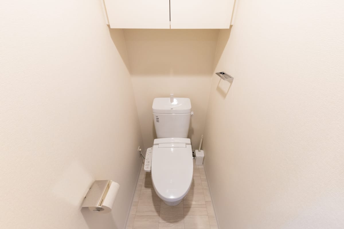 ★SステイPS新大阪ジェイズ【禁煙ルーム・1LDK・Wi-Fi無料・ダブルベッド】★独立洗面台・浴室乾燥機・温水洗浄便座・ガス2口カウンターKなど設備充実★