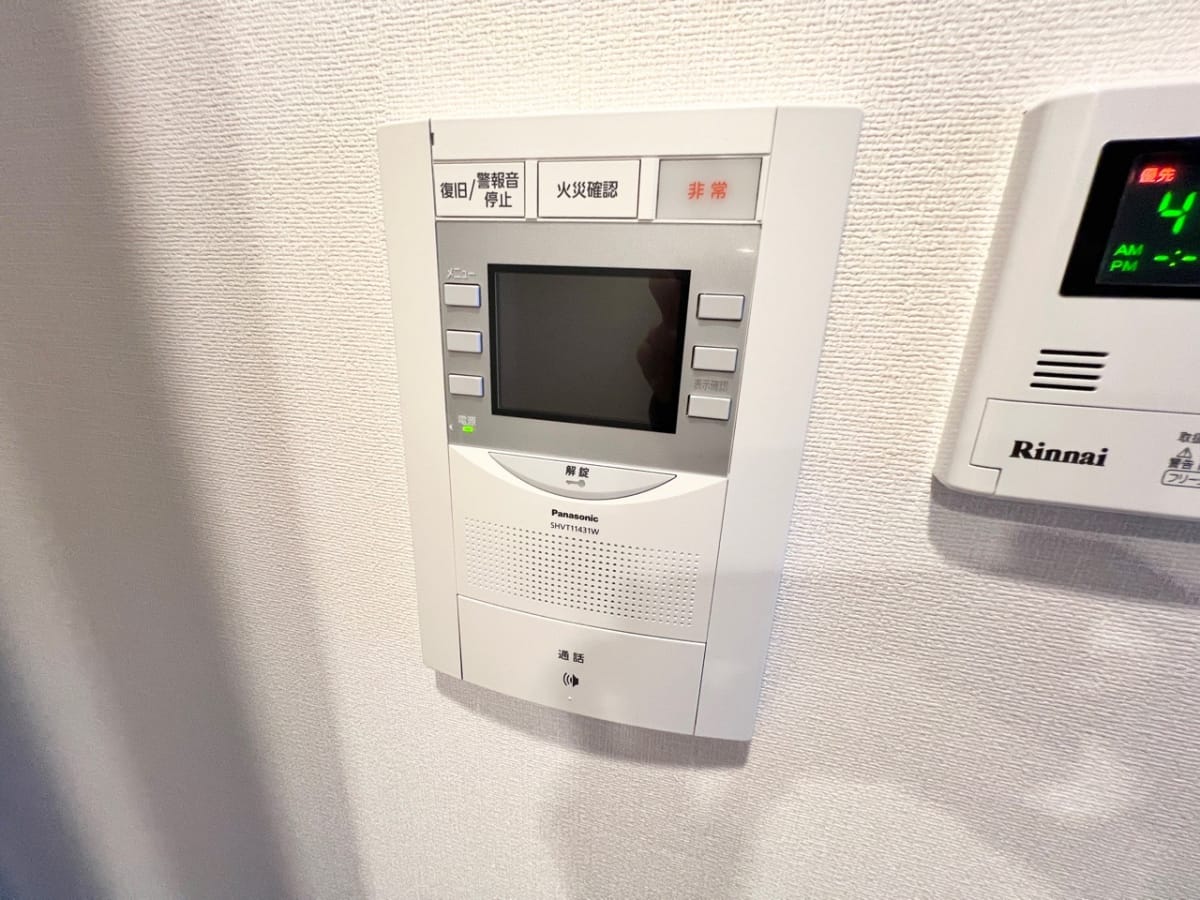 ★SステイPS新大阪ジェイズ【禁煙ルーム・1LDK・Wi-Fi無料・ダブルベッド】★独立洗面台・浴室乾燥機・温水洗浄便座・ガス2口カウンターKなど設備充実★