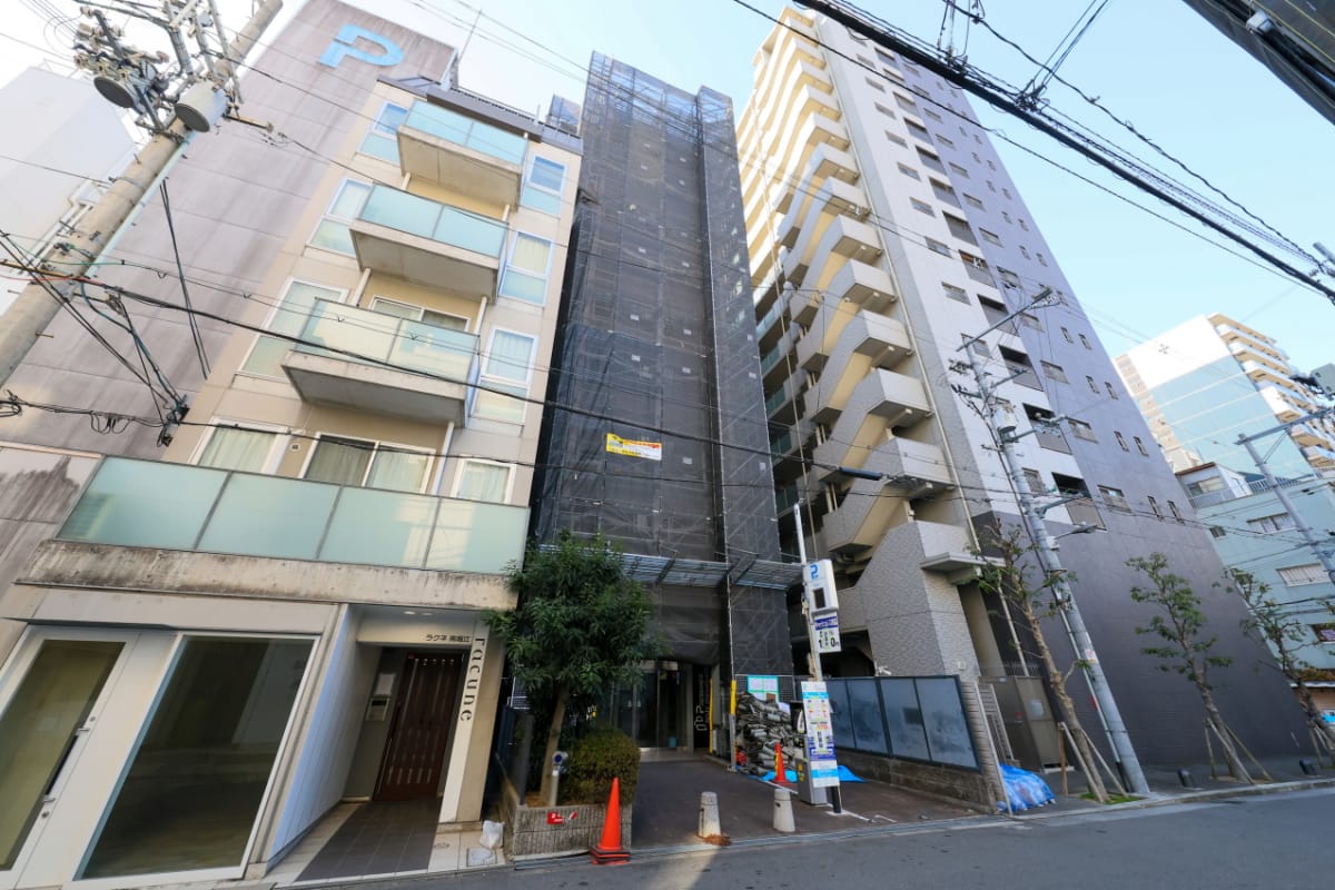  ★SステイPS西心斎橋・四ツ橋・桜川【禁煙ルーム・１K・セミダブルベッド・インターネットWi-Fiレンタル可】★バストイレセパ・ガスK・オートロック★