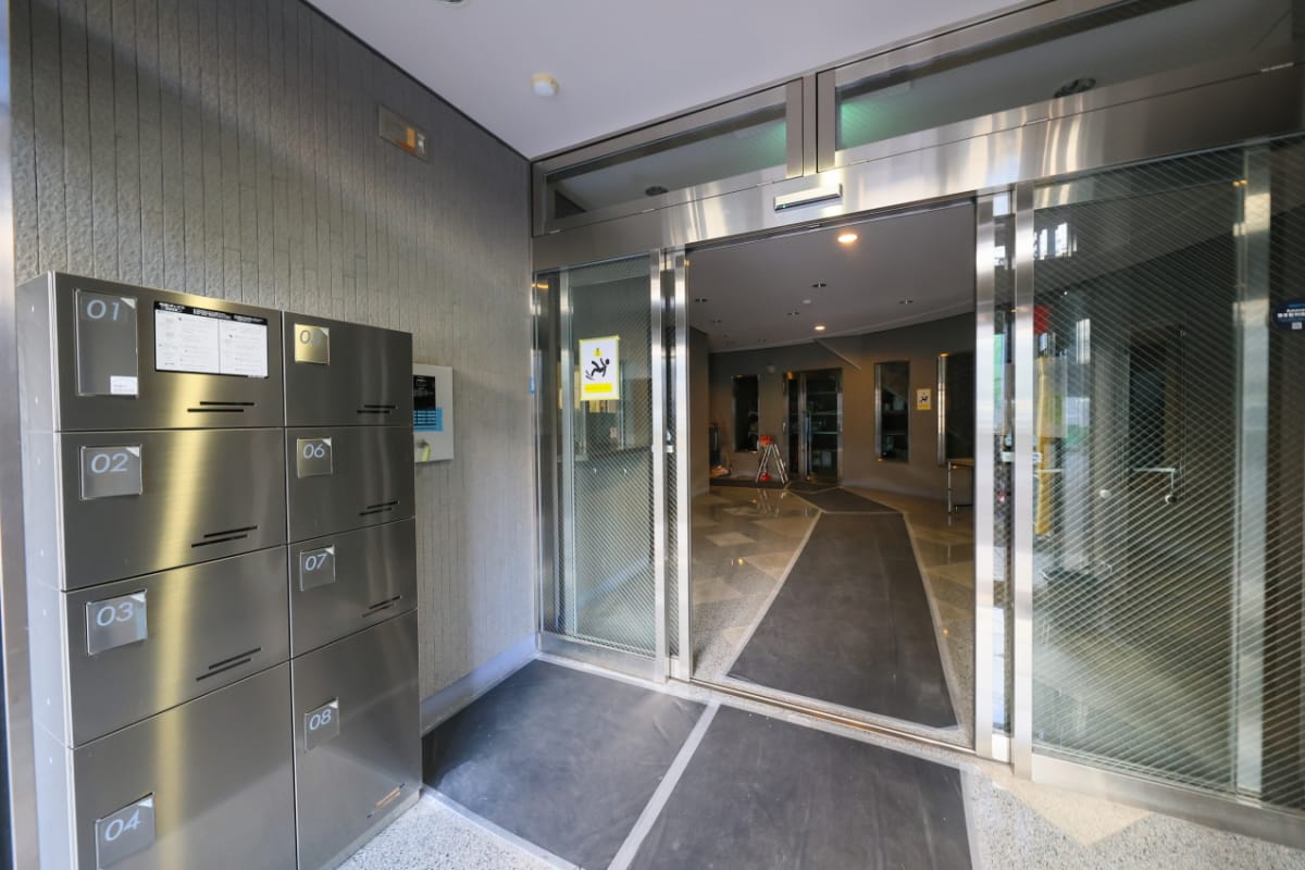  ★SステイPS西心斎橋・四ツ橋・桜川【禁煙ルーム・１K・セミダブルベッド・インターネットWi-Fiレンタル可】★バストイレセパ・ガスK・オートロック★