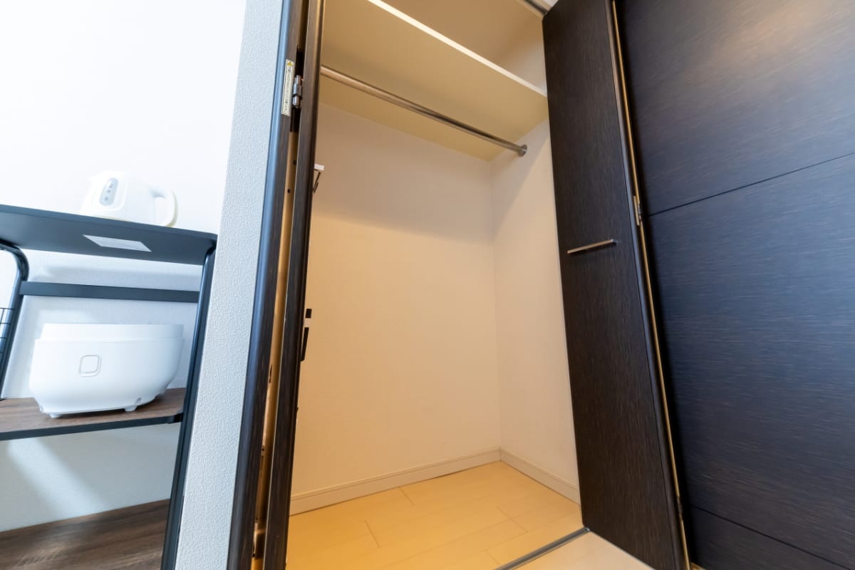 ★SステイCクラウン天王寺【禁煙ルーム・１K・セミダブルベッド】★インターネットWi-Fiレンタル可★独立洗面台・ウォシュレット・ガス2口K・オートロック★ペット可★