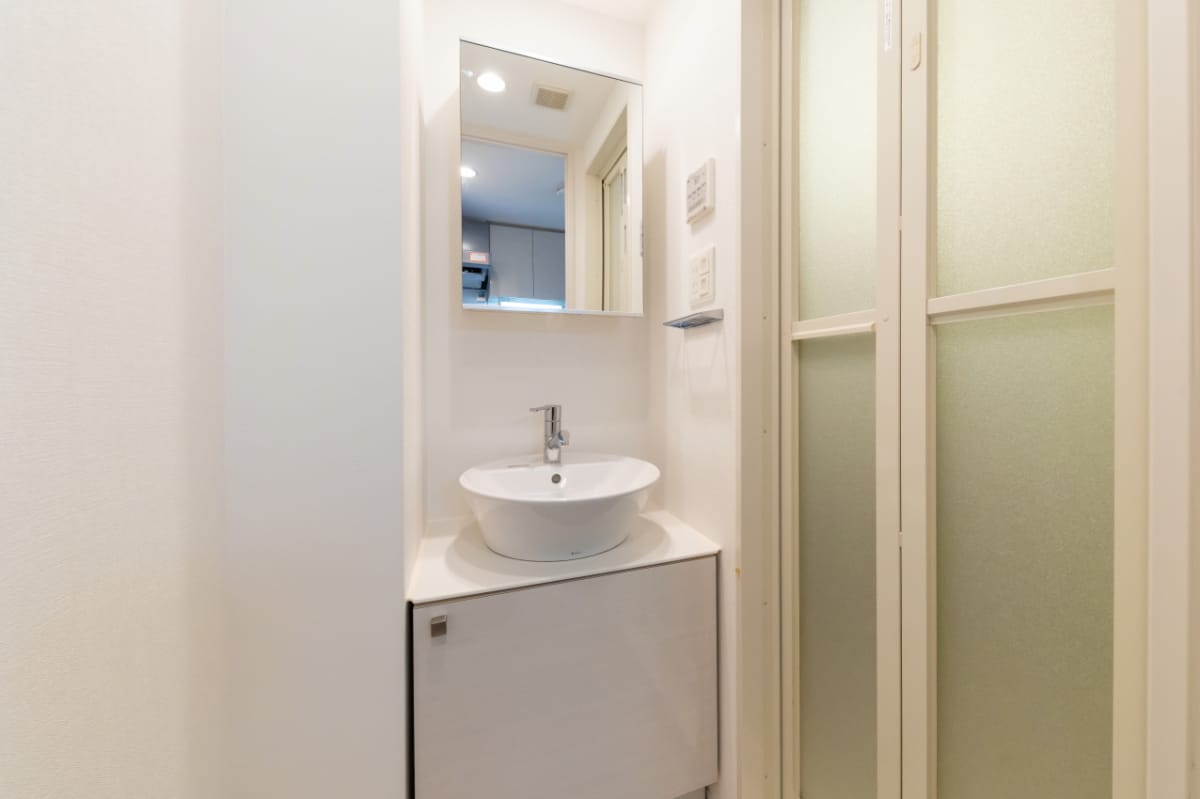 SステイEL難波レジデンス【禁煙ルーム・1K・Wi-Fi無料・セミダブルベッド】★ペット可・ウォシュレット・浴室乾 燥機・独立洗面台・ガス2口Kなど設備充実★